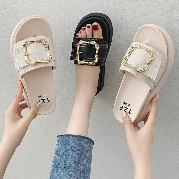 

house slippers platform rivet shoes slipers women med slides 2020 flat rubber pu metal decoration med shoes, Black