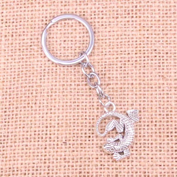 Neue Schlüsselanhänger 31*24mm Gecko Eidechse Anhänger DIY Männer Auto Schlüsselanhänger Ringhalter Schlüsselanhänger Souvenir Schmuck Geschenk