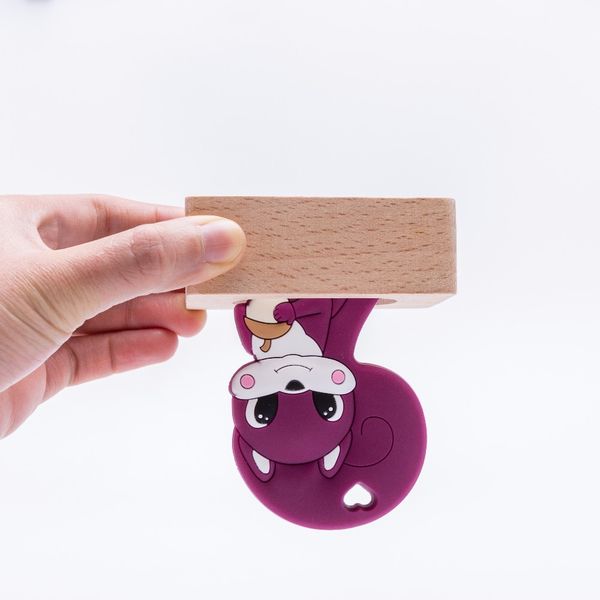 

5pc bpa silicone teether tiny rod for children squirrel safety food grade silicone rodent pendant for pacifier baby teether