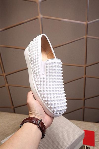 

Designer Fashion Luxury Brand Red Bottom Studded Spikes Flats Shoes For Men Women Glitter Party Lovers Genuine Leather Casual Sneakers