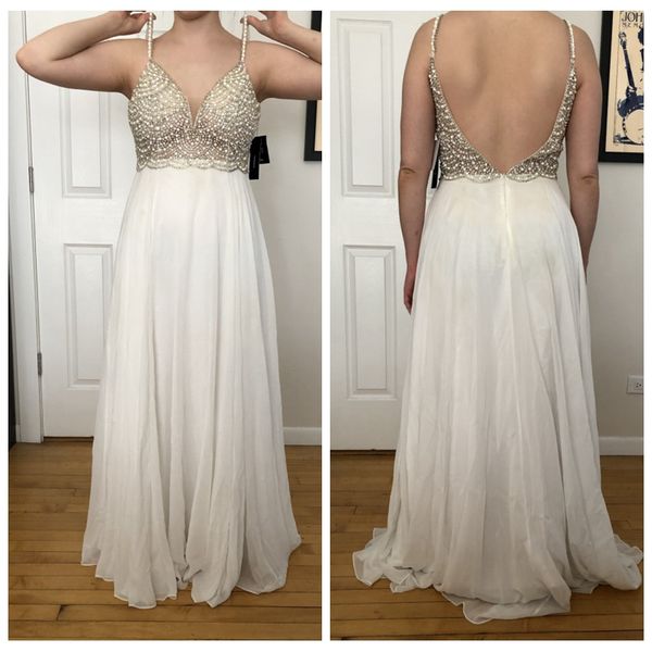 

роскошные спагетти белый шифон свадебное платье backless линия с скользящим шлейфом кристаллов высококвалифицированные бисером свадебные пла, White