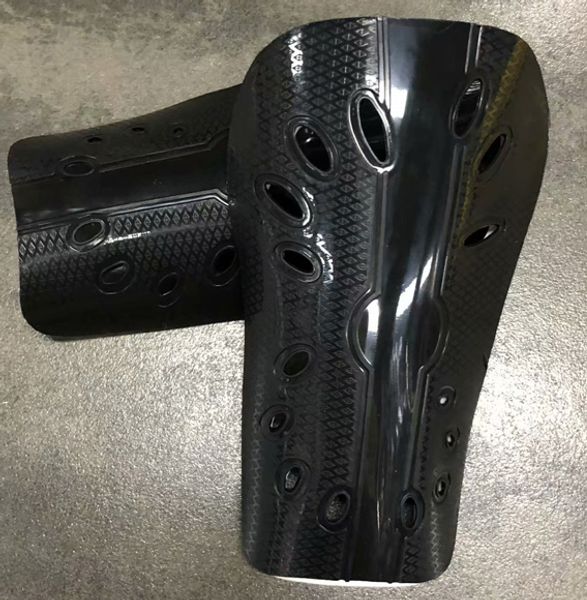 

kids a pair of pads black football basketball board leggings protect the leg board soccer guards leg protector boys teenages gaiter 163