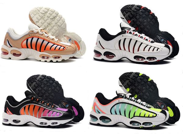 

2020 new tailwind iv tn 4 mens running shoes bright and colorful navy and gold man trainers sports sneakers zapatillas 40-46