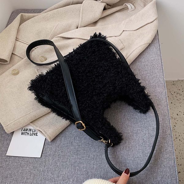 

plush messenger bag female pu wild ins fashion tide solid casual bag shoulder underarm handbag designer bags felpa bolso de mano