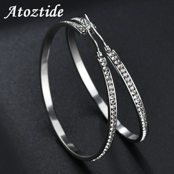 

atoztide new arrival stainless steel big crystal hoop earrings silver color hollow round earrings ear loop gift, Golden;silver