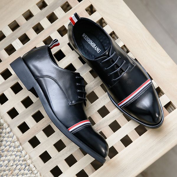 

01, Black