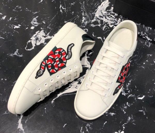 

luxury snake designer men women casual shoes low flat leather sneakers ace bee stripes shoe walking sports trainers green red stripes, Black
