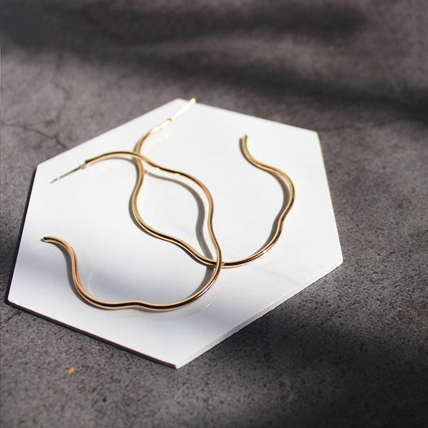

metal geometric wave oval link earrings minimalist hollow gold silver color irregular circle earrings for female party, Golden