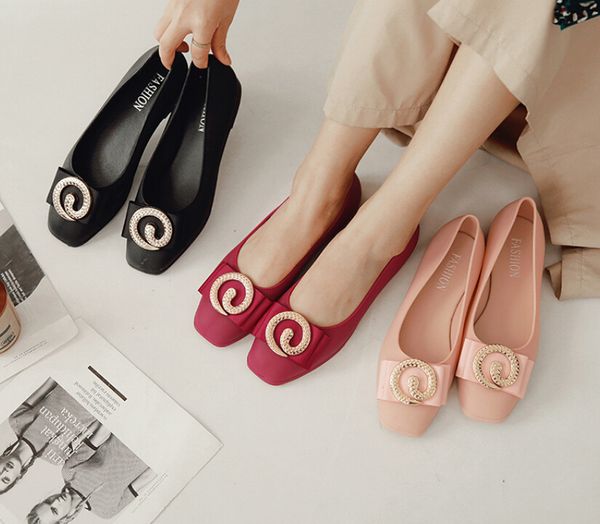 

new fashion women's shoes women's flat retro square head shoes lazy one foot spring and autumn plastic waterproof shoes, Black