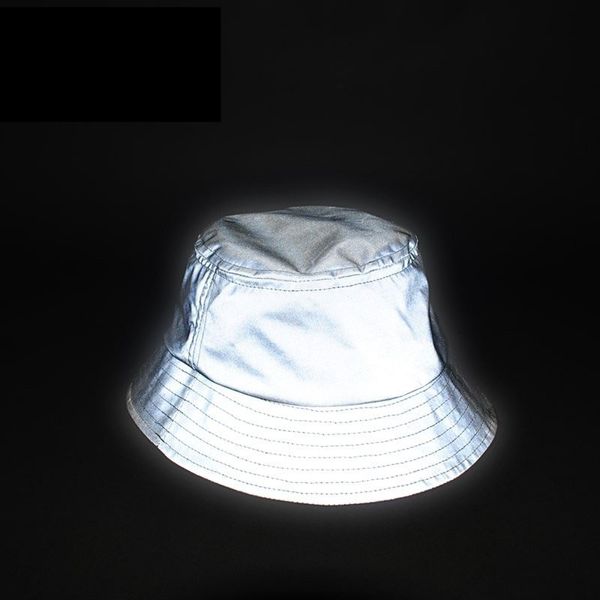 Uomo Donna Cappello riflettente unisex Glow In The Dark Hip Hop Outdoor Summer Beach Sporting Sun Bucket Hat Bob Chapeau Caps WFGD809 T200104