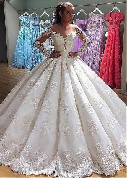 

Plus Size 2019 White Ball Gown Wedding Dresses Beaded Long Sleeve Lace Wedding Gowns Royal Train Luxury Bridal Dress Vestido de noiva