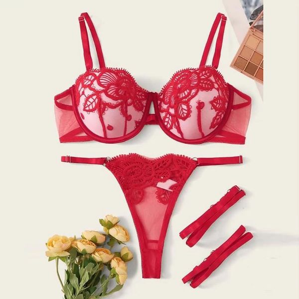 

2020 women's lingerie bra set exquisite lace lingerie bra+2xgarter+briefs set babydoll cut-out sleepwear bh b4, Red;black