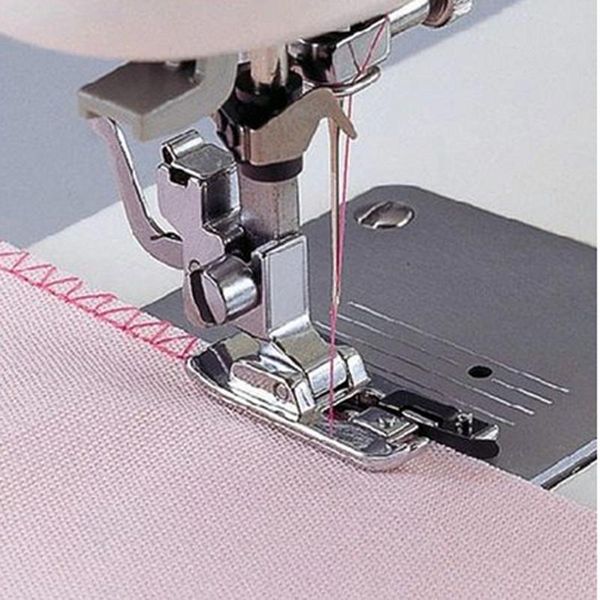 

2pcs 3 мм + 6 мм ограниченный прокат hem прижимную лапку для domestic швейные машины многофункциональные швейные машины прижимную лапку част, Black