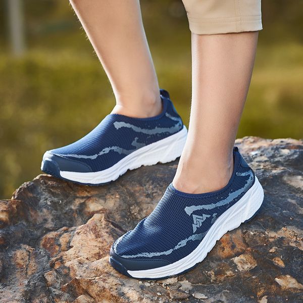 

men women outdoor hiking shoes breathable mesh summer trend couple outdoor sports sneakers big size 36-46 climbing shoes men