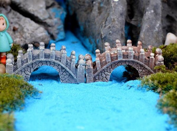 

resin mini bridge miniature landscape fairy garden moss terrarium decoration tool garden crafts 1.5*2*4.5cm
