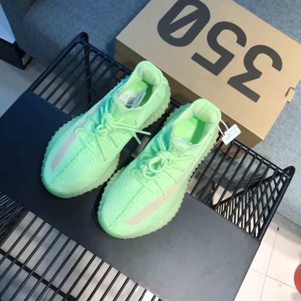 

dhl2020 coconut shoes men's and women's luxury sports shoes starry couple angel basketball shoes
