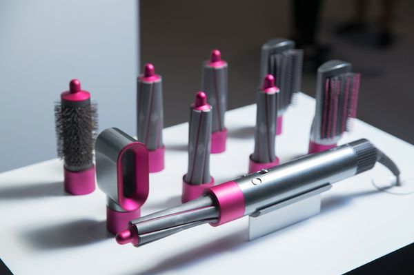 

Аутентичные Fuchsia dysons Держатель Airwrap Styler Стенд Boomba Wood Organizer Стенд Dock Dysons Airwrap Styler Фор