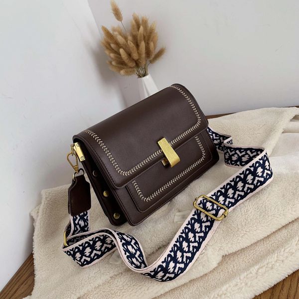

2020 summer new women's one shoulder messenger small square bag, wide shoulder belt light pu women's bag