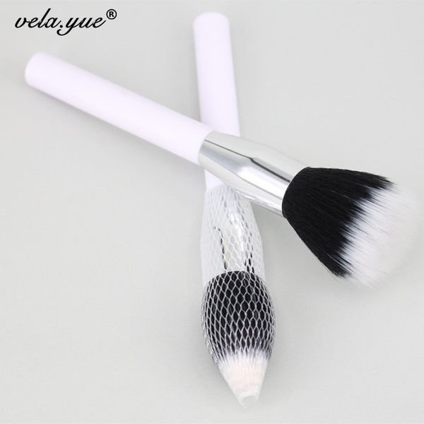 

duo fibre face stipple brush multipurpose makeup brush for foundation powder blusher