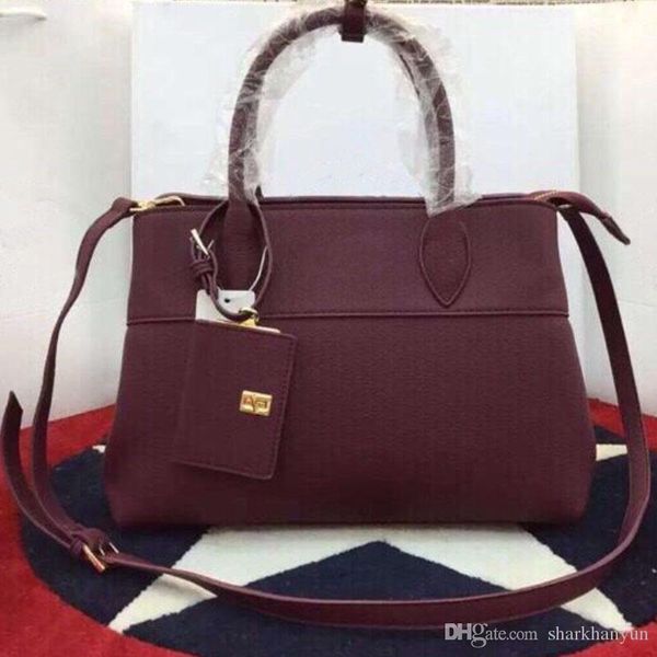 

new luxury women's handbags, leather making, new trend, new element, metal logo women's single shoulder bag number:2680