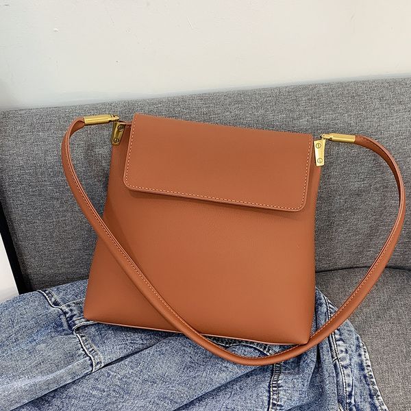 

новая сумка женская 2019 новая модная матовая кожаная женская сумка одно плечо крест тело ретро простая подмышка