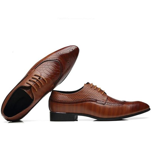 

new arrival men dress shoes pu leather men shoes brand shoe men brogue shoes ing, Red;white