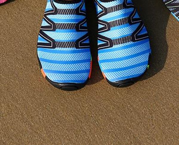 

mming slipper on surf quick-drying aqua shoes skin sock striped water shoes, Black
