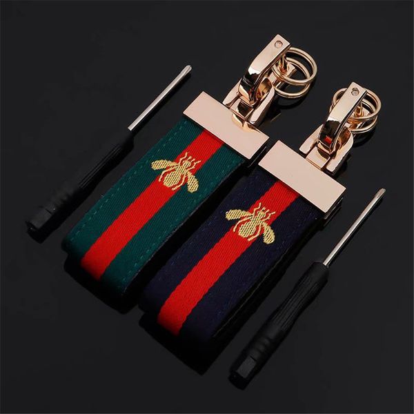 

2020 luxury keychain designer1 key chain real leather with stainless steel keychain keyring in golden with brown with box, Silver