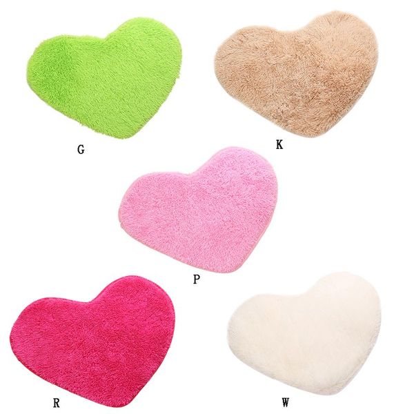 

super absorbent solid color blanket washable anti-slip small carpets for home love heart pattern mat fluffy shaggy area rug