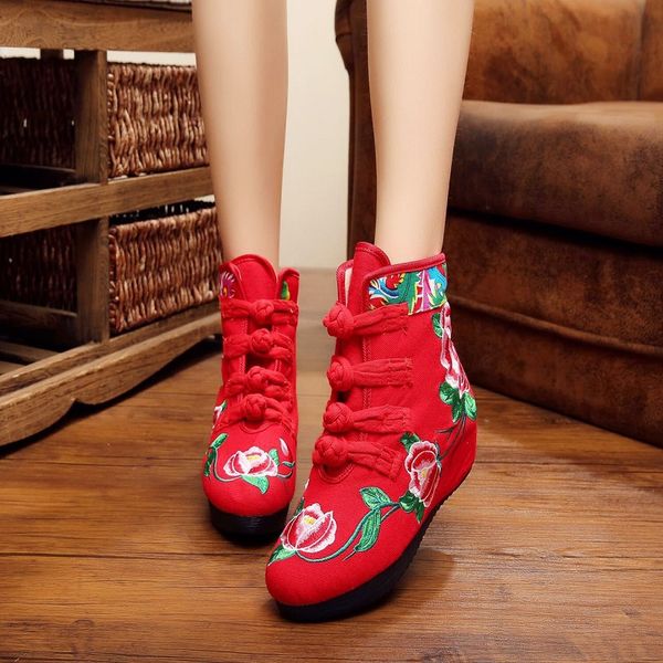 

autumn and winter new national style embroidery shoes mother square dance four buckle cotton boots, Black