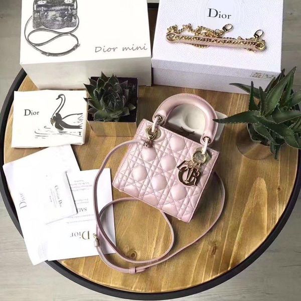 

Женщины дизайнеры сумочек тотализаторов для женщин цепи одного плеча мешка Классического Crosbody Сумки с размером коробки пылесборника 17 * 15 * 7см