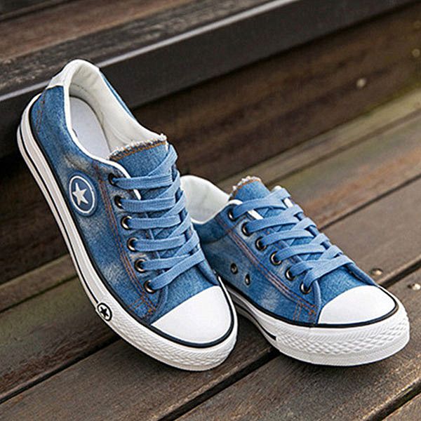 casual denim shoes