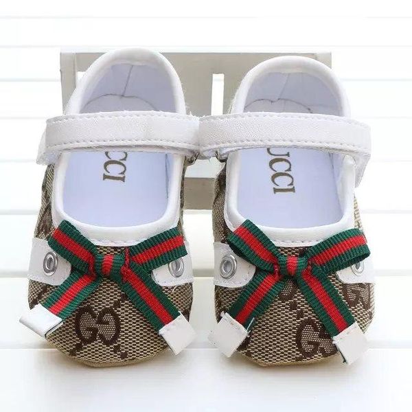 

New baby girl hoe cute prince bowknot kid anti lip on hoe 0 18 month toddler crib hook loop fir t walker