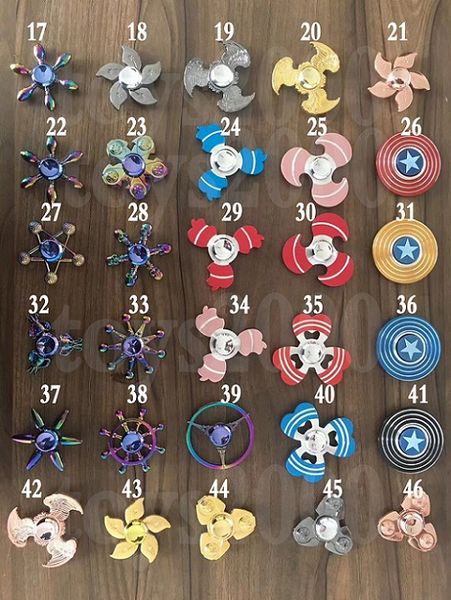 Novo 2019 46 dedo colorido spinners nova liga brinquedo descompressão Mão Spinner dedo giroscópio atacado fábrica