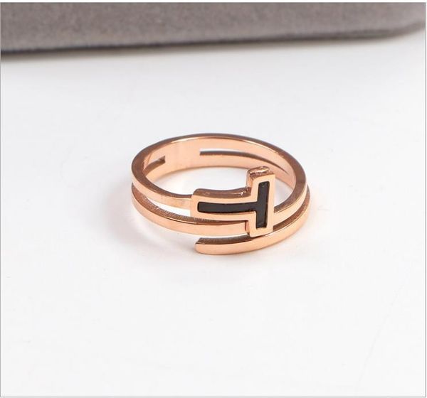 

korean spring ring plated with 18k rose gold hollow ring, female hand decorated with titanium steel ring, Silver