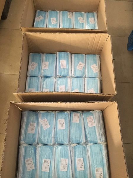 

in stockdisposable face masks disposable 3 layers dustproof mask facial protective cover masks set anti-dust mask dhl p608