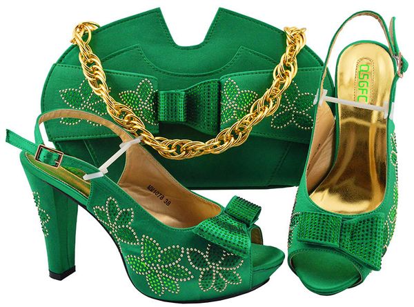 

Italian hoe with matching bag for wedding italy nigerian green 2019 hoe and matching bag african wedding hoe and bag et fgt002