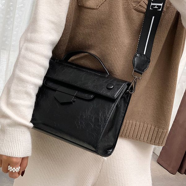 

women's fashion messenger bag black messenger bag shoulder casual wild casual female bags trunk tote shoulder ladies #t