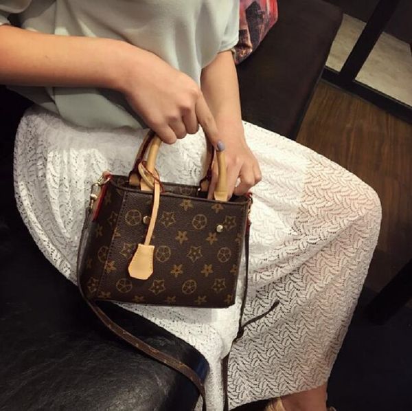 

designer luxury handbags purses fashion luxury designer women bags with two kinds of method oblique cross package and hand bag nice cow
