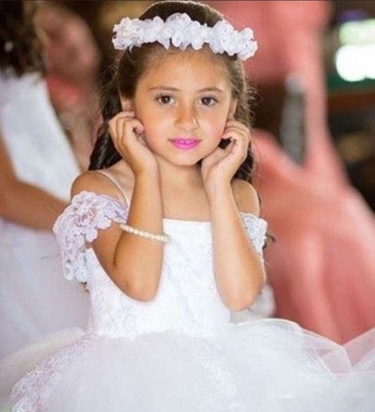 

2022 elegant flower girls dresses for wedding off the shoulder applique tulle backless ball gown layers kids first communion dress, White;blue