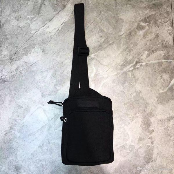 

19/20 new chest bag waterproof canvas fabric ladies waist bag sports casual style multiple back methods