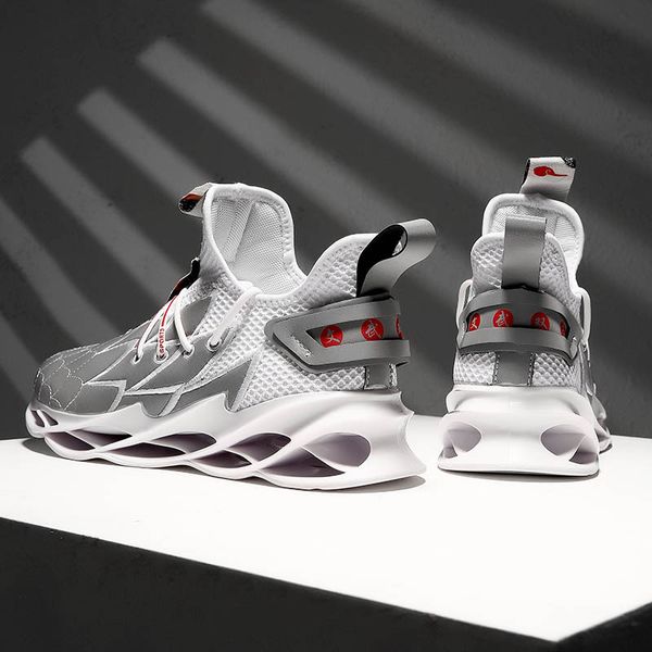 

reflective chameleon shoes winter blade shoes men's fashion mix ins korean trend autumn leisure, Black