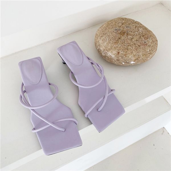 

strange heel narrow band slipper sandals women open toe elegant summer sandals women separated toe shoes women, Black