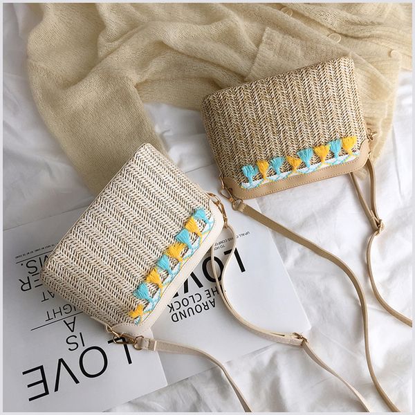 

rattan woven tassel bags for women 2019 straw bag handbag knit summer beach bag shoulder khaki beige shell shape bags handbag
