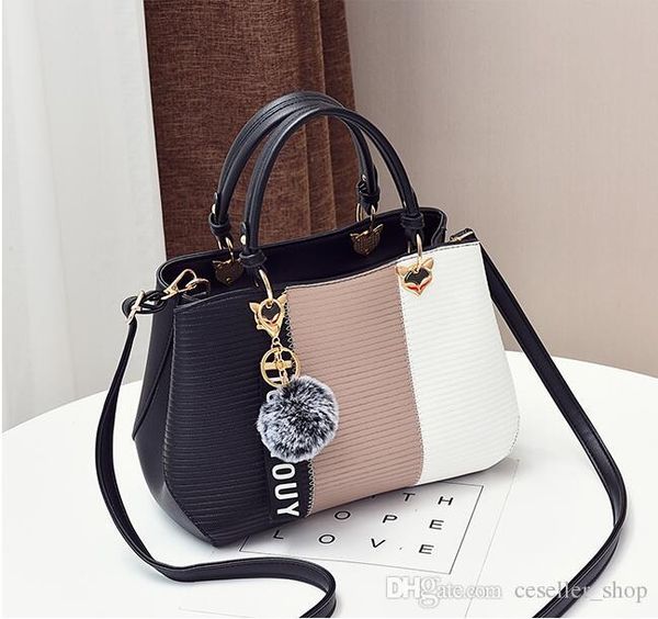

sell summer small bag female fashion korean version cosmetic bag