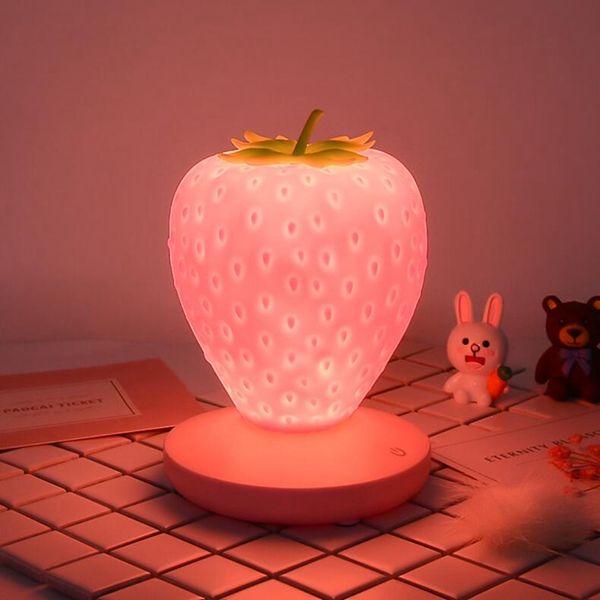 Lampada a fragola per la cameretta dei bambini, lampada da notte a LED carina per bambini, lampada cambia colore da comodino per bambini, 3 modalità touch, per decorazioni per la cameretta dei bambini