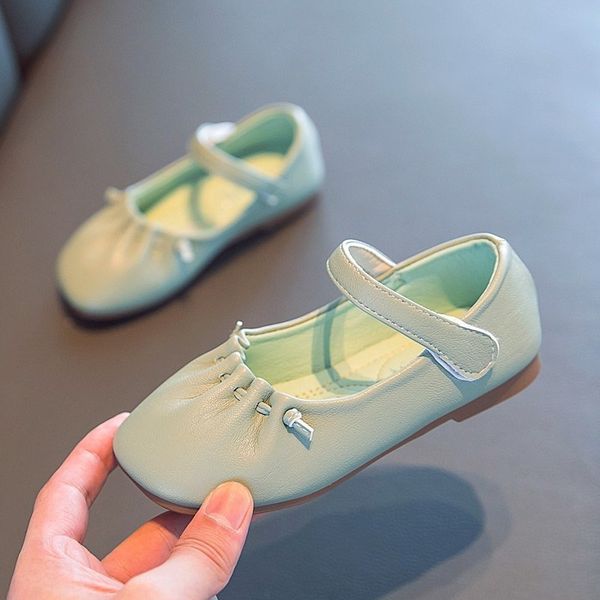

girls 2020 autumn soft bottom comfortable leather baby princess shoes baby simple bean shoes