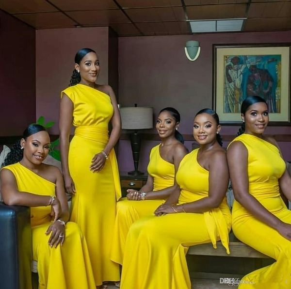 2020 Ucuz Afrika Siyah Kız Bir Omuz Sarı Gelinlik Modelleri Basit Tasarımlar Vestidos De Dama De Onur Örgün Akşam elbise Elbiseler
