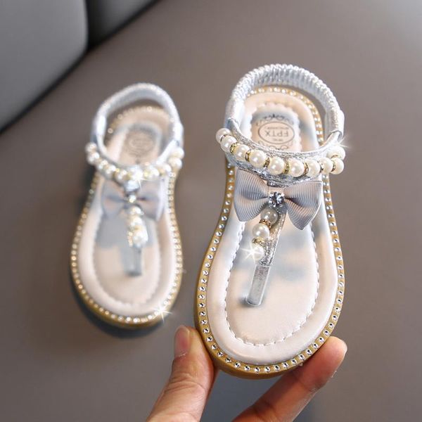 Sandali da spiaggia estivi per bambina 2020 Scarpe da principessa per bambini Perle dolci Scarpe basse da abito di cristallo Sandalia Bebek