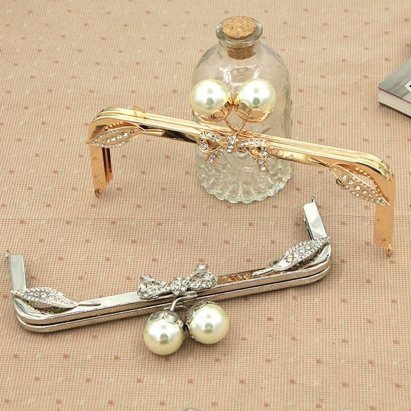 

20.5 square lotus cup leaf nothing orifice gold screw fixed avoid crack luggage and bags hardware parts luggage and bags, Black